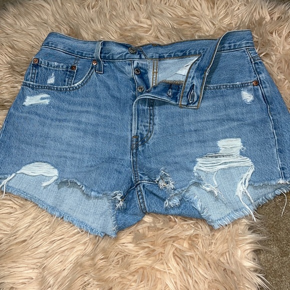 Levi's Pants - Women’s Levi’s Shorts W/Rips Brand New W30